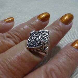 Whimsical MARQUIS Handmade Sterling 925 POISON BOX Ring Size 9,25 #616C